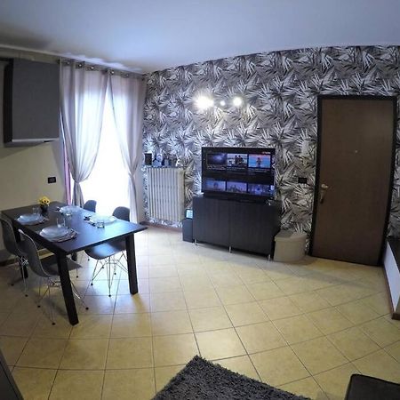 Casa Di Mirco - Ampio E Moderno Bilocale Apartment Castenedolo Ngoại thất bức ảnh