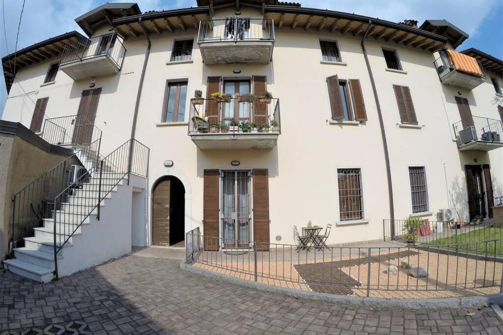 Casa Di Mirco - Ampio E Moderno Bilocale Apartment Castenedolo Ngoại thất bức ảnh